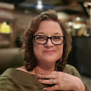 Meet your Posher, Robin